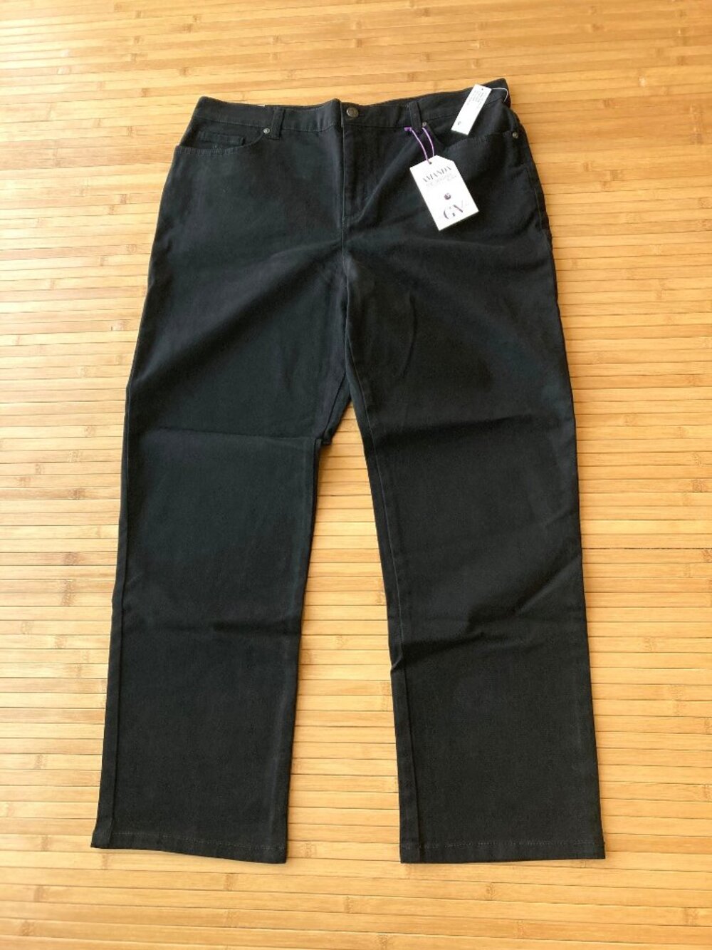 Gloria Vanderbilt Amanda Stretch Classic Rise Jeans Slimming 16 Short Black NWT
